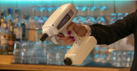 Sistema di pulizia ad acqua ionizzata