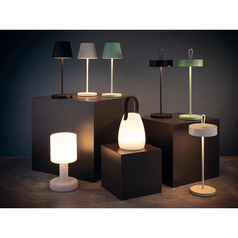 Nuove Lampade da Tavolo Cordless 2025 di Paderno: Innovazione e Design per il Settore HoReCa